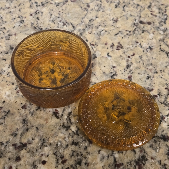 Amber Glass Decorative Storage Jar - Round Trinket Box - Picture 4 of 7